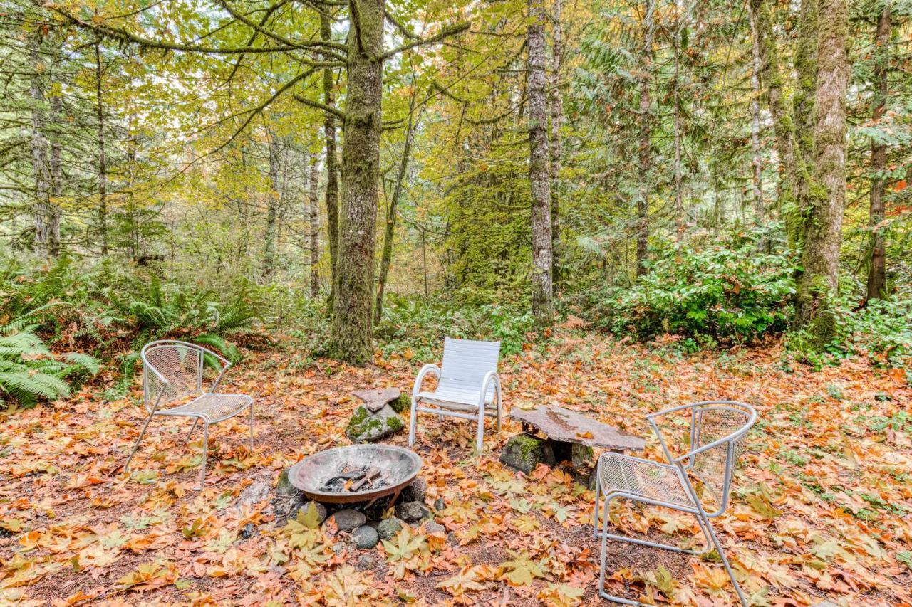 Wildwood Cabin Welches Luaran gambar